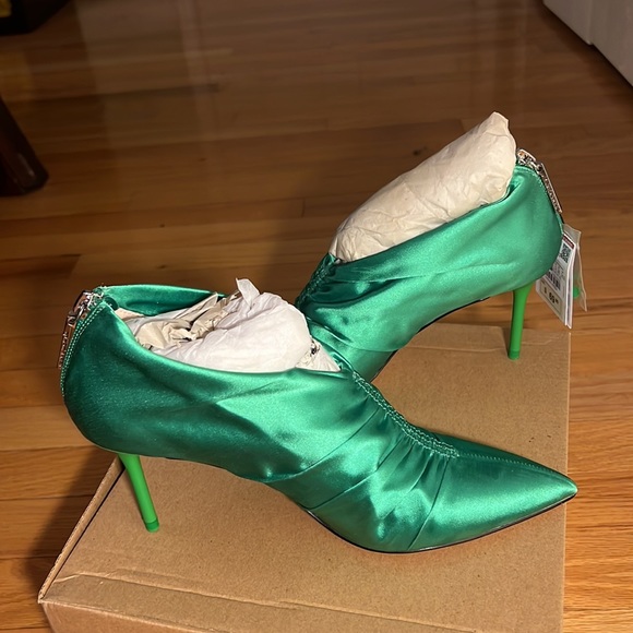 Zara green satin booties size 7.5 (38) - Picture 6 of 8